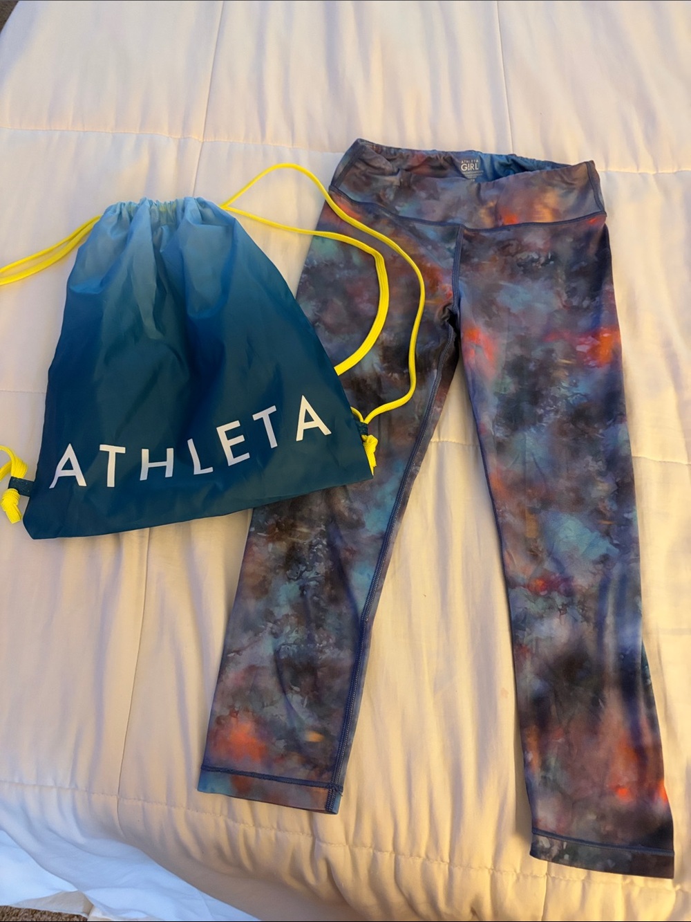 Athleta Girl Printed Chit Chat Capri Tie-Dye Leggings XL 14 And Drawstring Bag